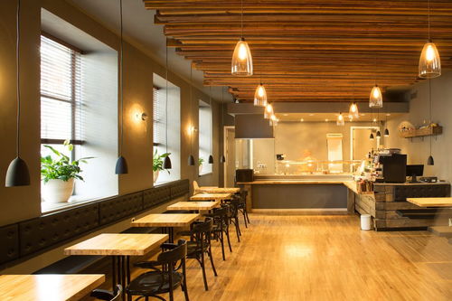 从盒饭快餐到自助餐厅 服务岗位中的成长与蜕变